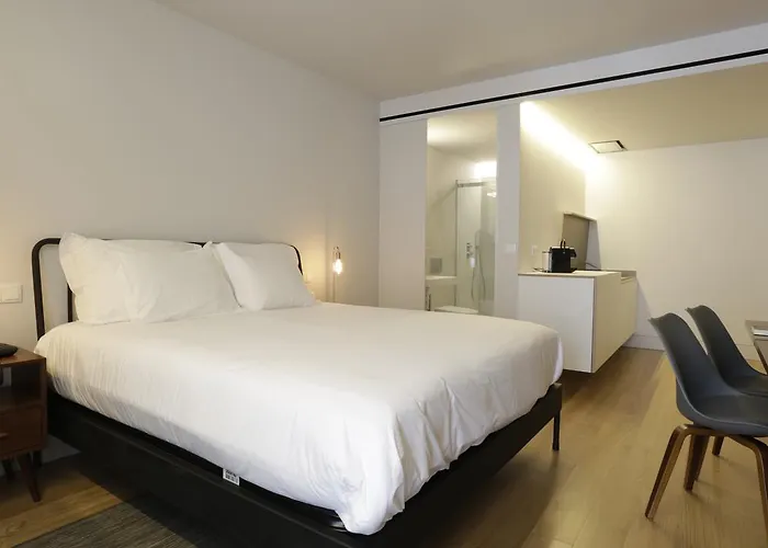 Heritage Lofts Aparthotel 4*